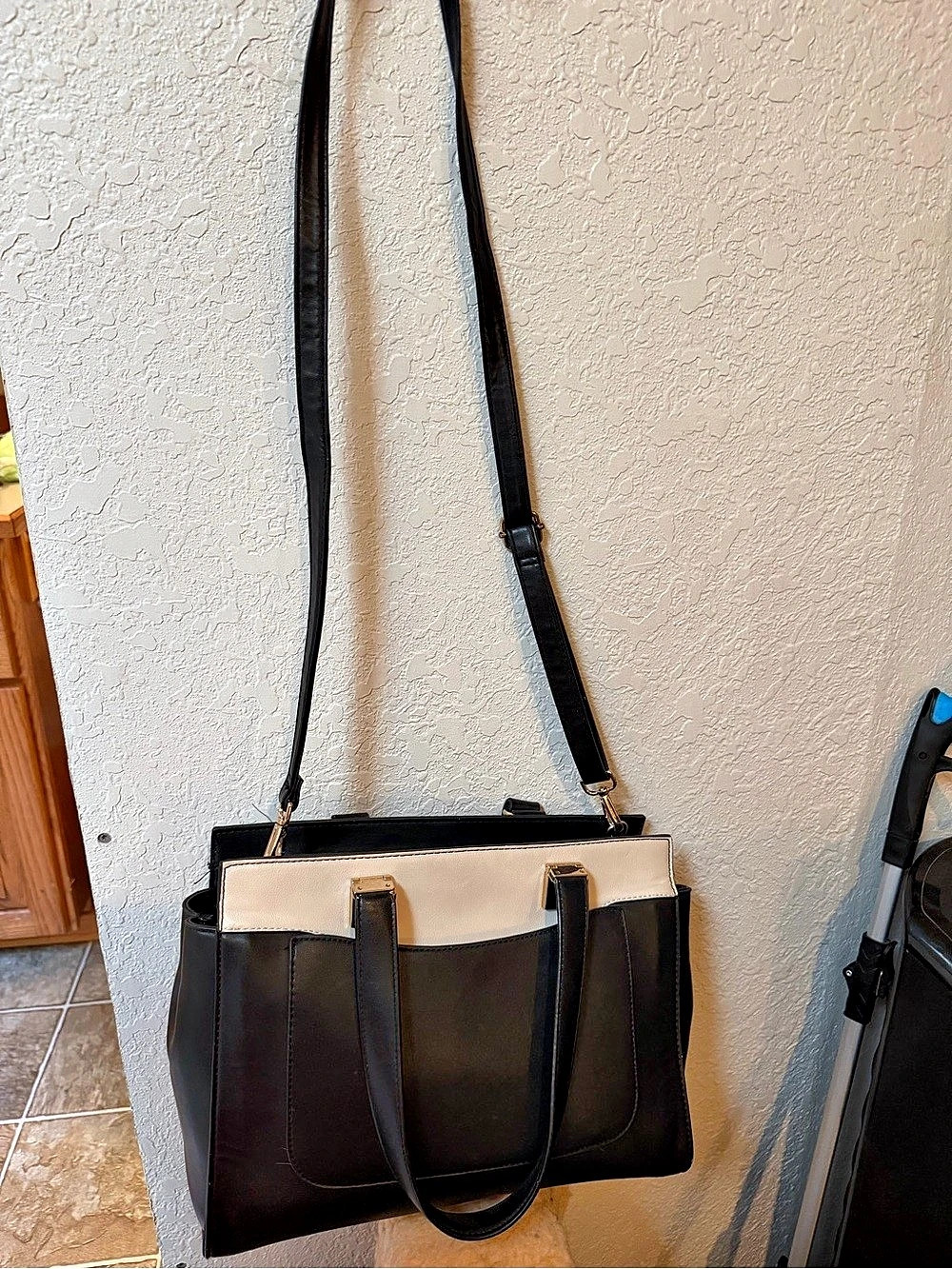 Color Block Shoulder Bag in Black & White